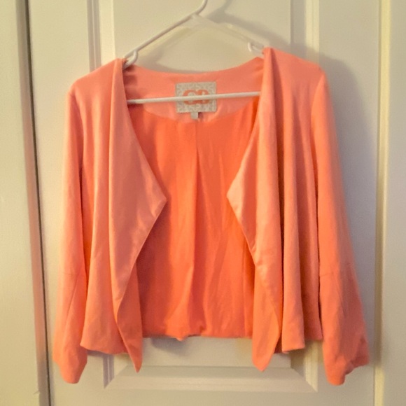 Gianni Bini suede cropped in neon coral, size M. - Picture 1 of 6